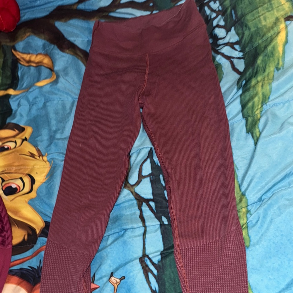 Aerie Burgundy Leggings
